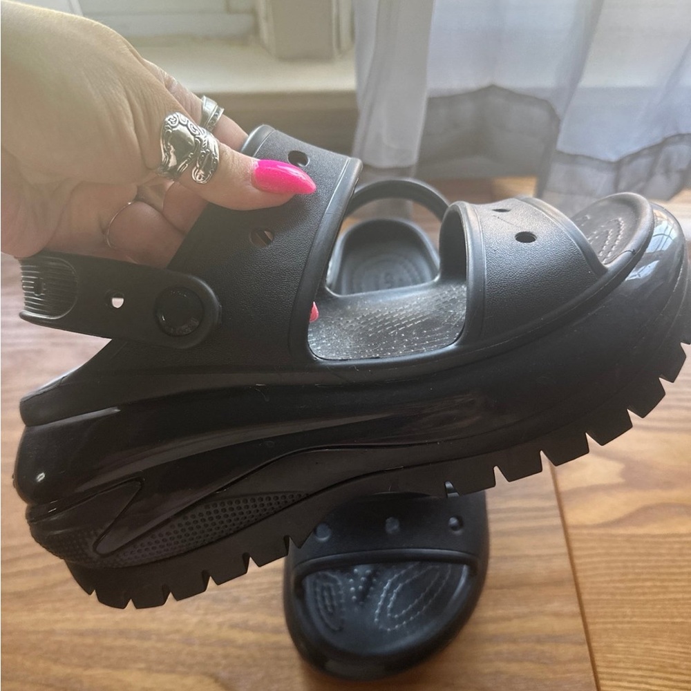 Crocs mega crush platform sandal